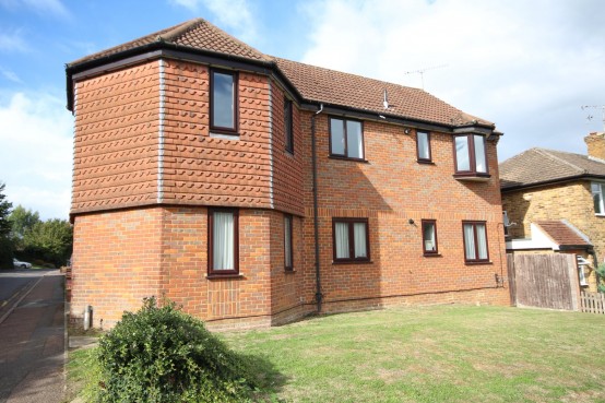 Images for Hampden Road, Chalfont St Peter, Buckinghamshire EAID:627586940 BID:13319603