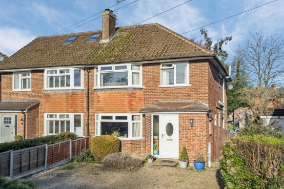 Images for Pond Lane, Chalfont St Peter, Buckinghamshire EAID:627586940 BID:13319603