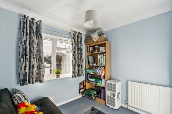 Images for Pond Lane, Chalfont St Peter, Buckinghamshire EAID:627586940 BID:13319603