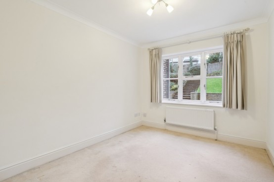 Images for Southside, Chalfont St Peter EAID:627586940 BID:13319603