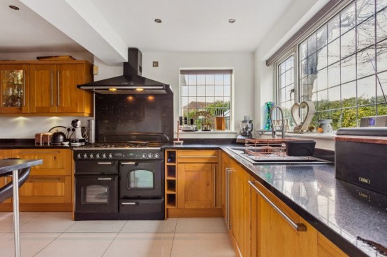 Images for Garners Road, Chalfont St Peter, Buckinghamshire EAID:627586940 BID:13319603