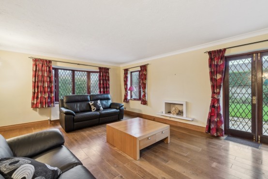 Images for Llanbury Close, Chalfont St Peter, Buckinghamshire EAID:627586940 BID:13319603