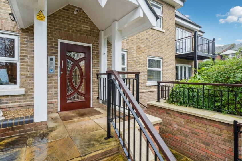 Images for South Park, Gerrards Cross, Buckinghamshire