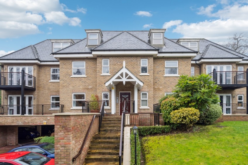 Images for South Park, Gerrards Cross, Buckinghamshire