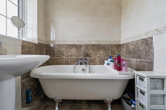 Images for Hill Farm Road, Chalfont St Peter, Buckinghamshire EAID:627586940 BID:13319603