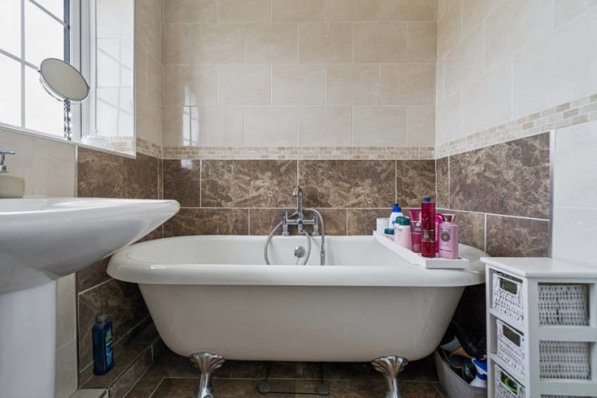 Images for Hill Farm Road, Chalfont St Peter, Buckinghamshire