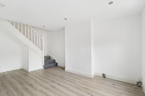 Images for Sedley Grove, Harefield, Greater London EAID:627586940 BID:13319603