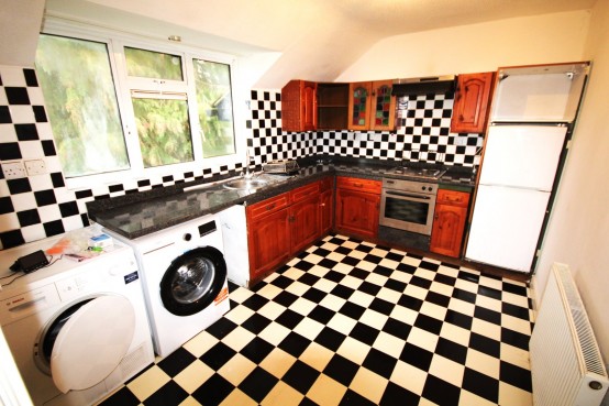 Images for Northwood Road, Harefield, Greater London EAID:627586940 BID:13319603