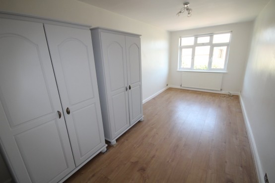 Images for Boundary Road, Chalfont St Peter, Buckinghamshire EAID:627586940 BID:13319603