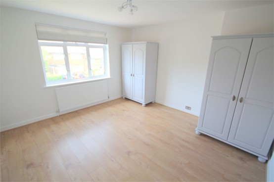 Images for Boundary Road, Chalfont St Peter, Buckinghamshire EAID:627586940 BID:13319603