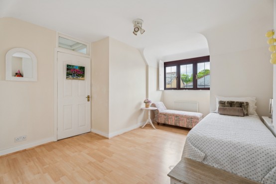 Images for Glebe Road, Chalfont St Peter, Buckinghamshire EAID:627586940 BID:13319603