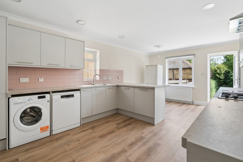 Images for Lovel Road, Chalfont St Peter, Buckinghamshire