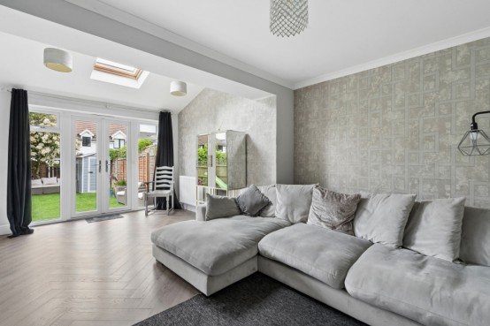 Images for Anderson Close, Harefield, Middlesex EAID:627586940 BID:13319603