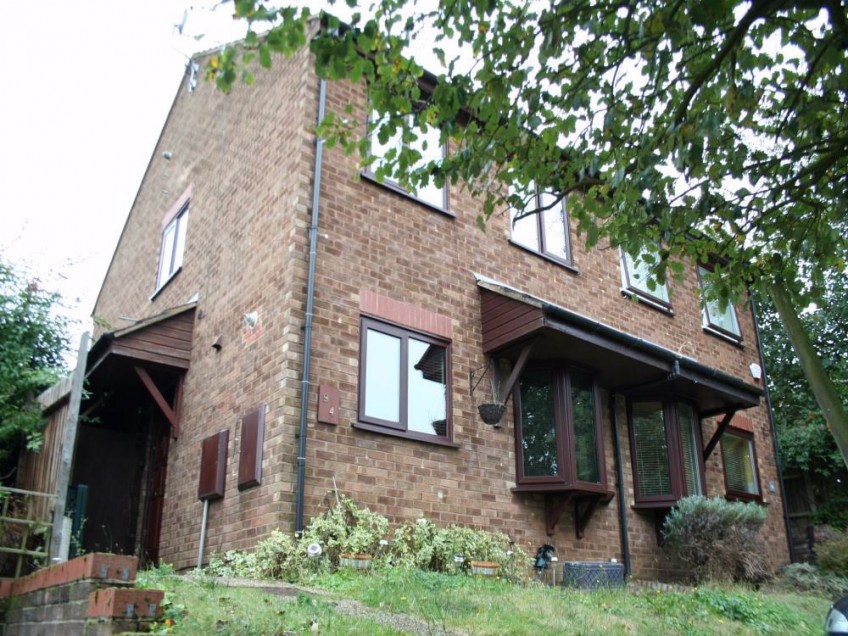 Images for Dovedale Close, Harefield, Middlesex