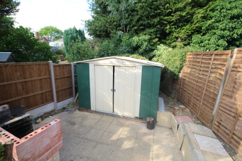 Images for Dovedale Close, Harefield, Middlesex