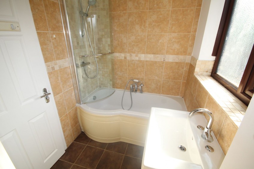 Images for Dovedale Close, Harefield, Middlesex