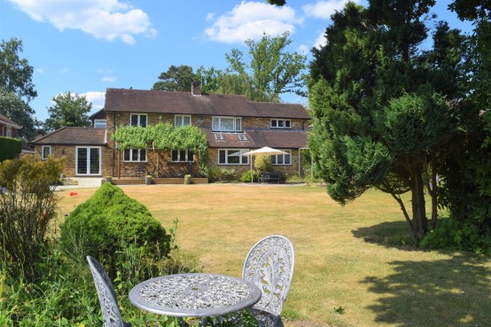 Images for Chiltern Hill, Chalfont St Peter, Buckinghamshire EAID:627586940 BID:13319603