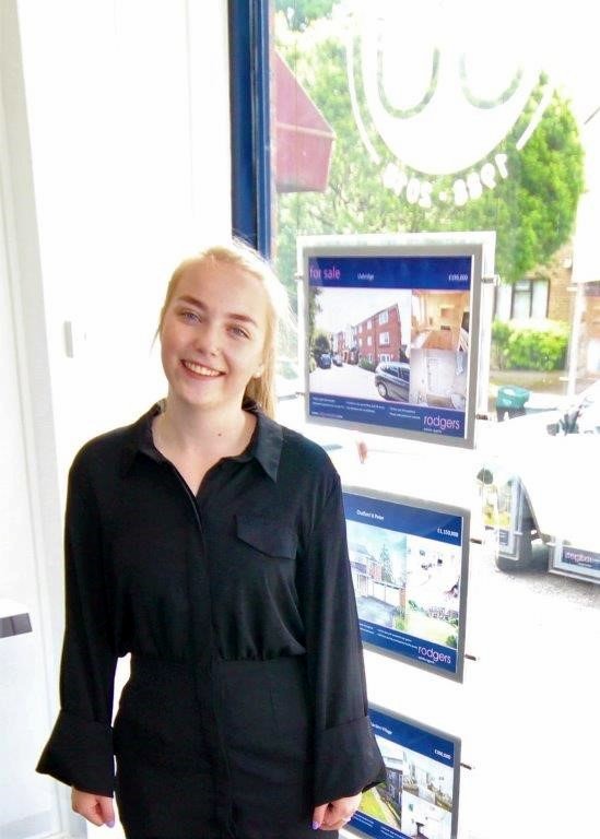 Rosie Poole, Trainee Sales Negotiator